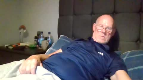 Snapshot of kevlooking4sez chatting on 06.24.26 kevlooking4sez online show from 06.24.26