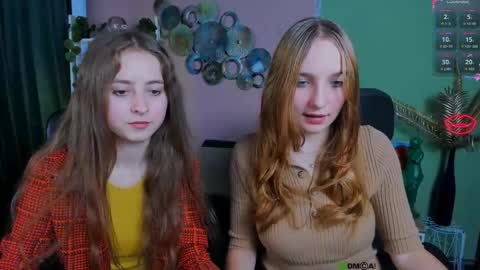 Snapshot of keylas_moan chatting on 10.14.25 Keylas online show from 10.14.25