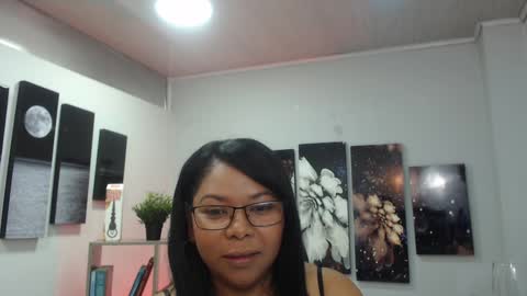 Keyla  online show from 01.05.25