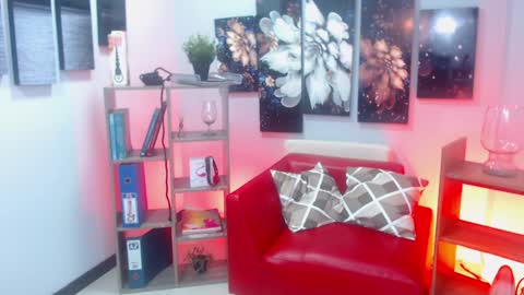 Keyla  online show from 01.11.25