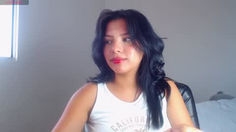 Snapshot of keyti_sullivan chatting on 01.02.25 Keyti online show from 01.02.25