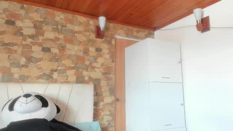 Snapshot of khaimy chatting on 02.20.26 Khami online show from 02.20.26