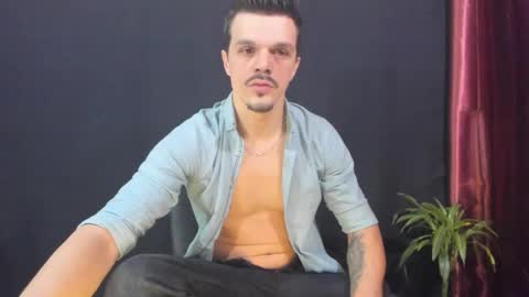 Snapshot of khatarsis2000 chatting on 02.13.26 DonyBrown online show from 02.13.26