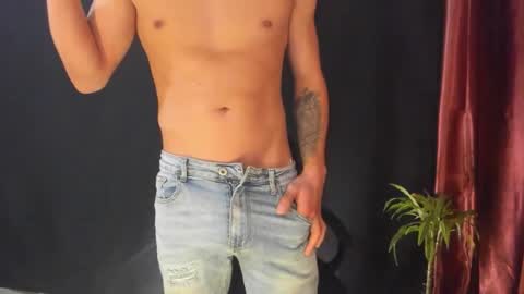 Snapshot of khatarsis2000 chatting on 02.17.26 DonyBrown online show from 02.17.26