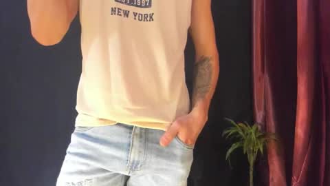 Snapshot of khatarsis2000 chatting on 02.21.26 DonyBrown online show from 02.21.26