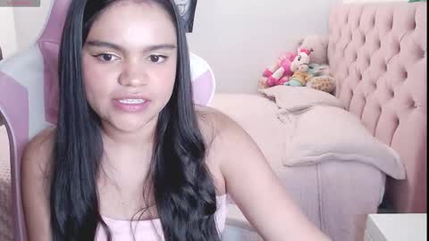 Snapshot of khaterin_26 chatting on 11.22.25 khaterin_26 online show from 11.22.25