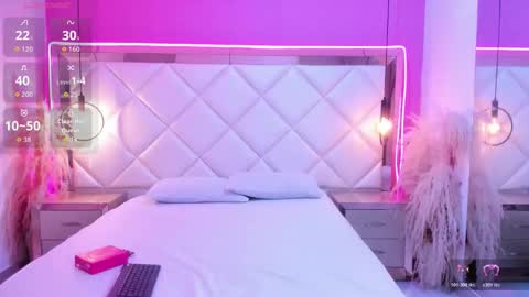 Snapshot of khathieebelle chatting on 04.06.26 Khathiee online show from 04.06.26