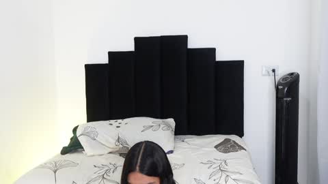 Khloe online show from 01.11.25