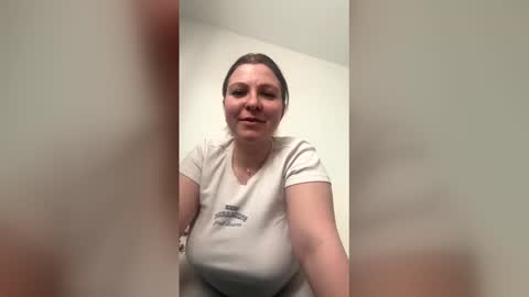 Snapshot of khloekross chatting on 02.19.26 khloekross online show from 02.19.26