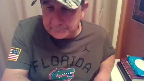 Snapshot of khw444 chatting on 02.20.26 jesse444 cum show online show from 02.20.26