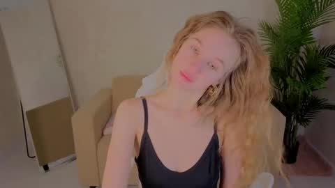 kianawhite online show from 02.04.26