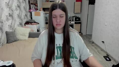 Snapshot of kianna_dior_ chatting on 11.14.25 kianna_dior_ online show from 11.14.25