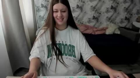Snapshot of kianna_dior_ chatting on 06.29.26 kianna_dior_ online show from 06.29.26