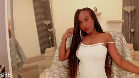 Snapshot of kiara_curls chatting on 07.16.26 Kiara online show from 07.16.26