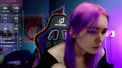 Kira online show from 10.18.25