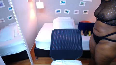 Kiara online show from 01.18.25