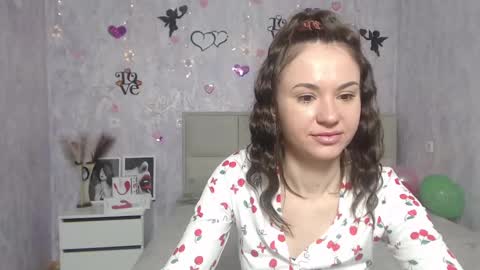 Snapshot of kiaracriegs chatting on 02.02.25 Kara online show from 02.02.25