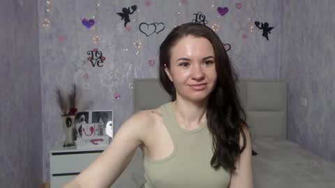 Snapshot of kiaracriegs chatting on 02.27.25 Kara online show from 02.27.25