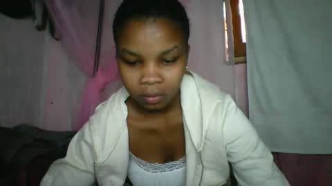 Snapshot of kiarah_69 chatting on 05.13.26 kiarah 69 online show from 05.13.26