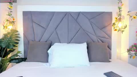 kiarha  online show from 11.11.25