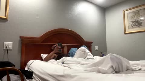 HunneysPlayRoom online show from 01.02.25