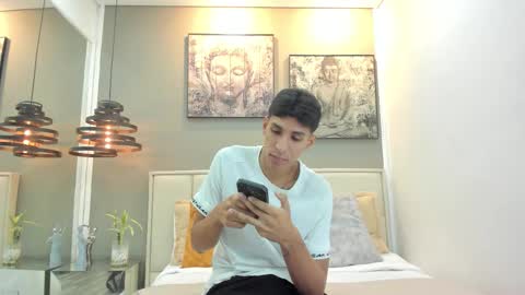 Kieran Derek online show from 12.21.25