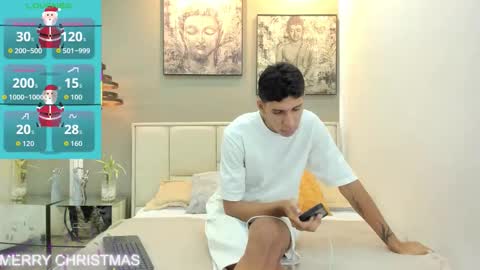 Kieran Derek online show from 12.22.25