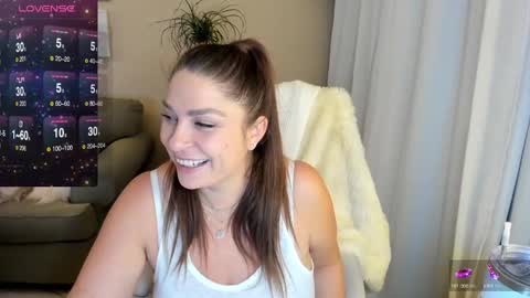 Snapshot of kierareines chatting on 12.03.24 Kiera Reines online show from 12.03.24