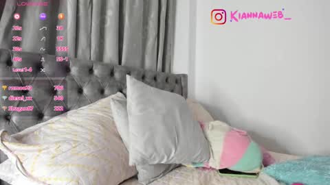 INSTAGRAM Kiannaweb  online show from 03.03.25