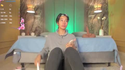 Kim Thompson online show from 02.16.25