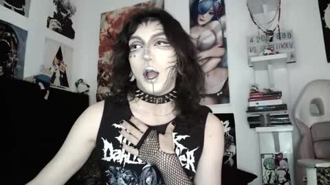 Snapshot of kiiller_queen chatting on 06.02.26 kenny online show from 06.02.26
