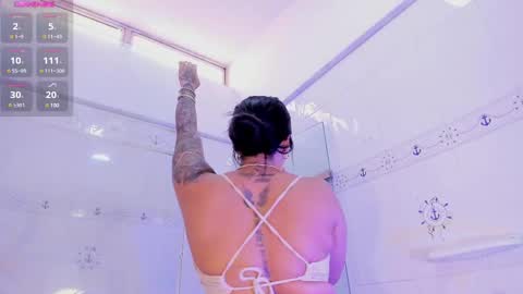 Snapshot of kiim_taaylor chatting on 03.09.25 Kim online show from 03.09.25