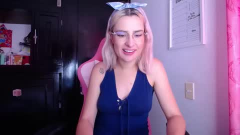 Anna Sophia online show from 01.02.25