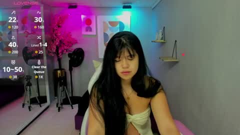 Snapshot of kiitty__meow chatting on 07.17.26 Kitty online show from 07.17.26