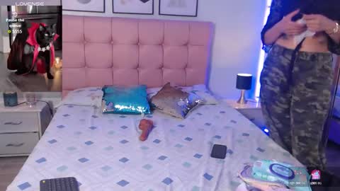 kIKI online show from 09.25.25