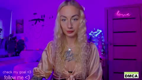 Kiki online show from 10.16.25