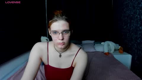 Kiki online show from 01.12.25