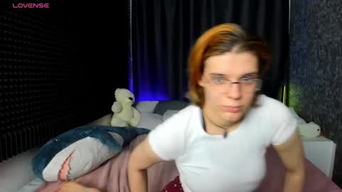 Kiki online show from 01.16.25