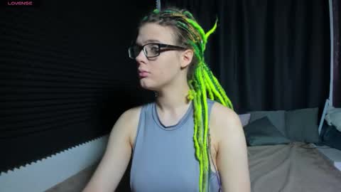 Kiki online show from 09.25.25