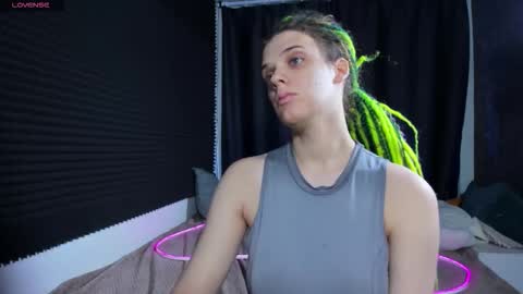 Kiki online show from 10.21.25