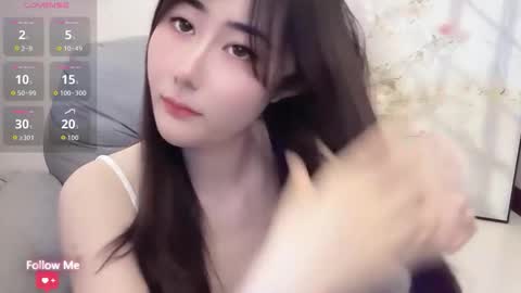 Snapshot of kiki_loveu chatting on 05.19.26 kiki_loveu online show from 05.19.26