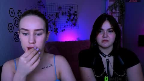 Kira online show from 10.19.25