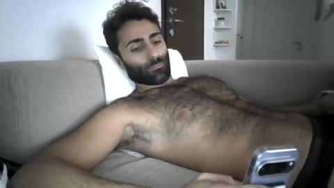 kikkus01 online show from 09.25.25