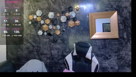 Snapshot of kim__prince chatting on 07.27.26 Kim online show from 07.27.26