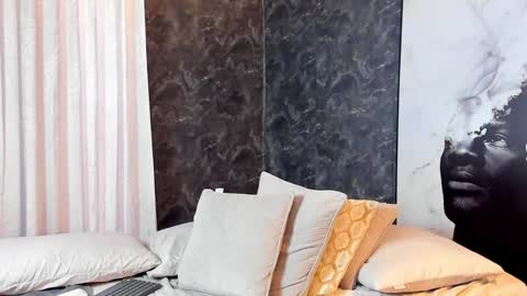 Kim online show from 01.29.25