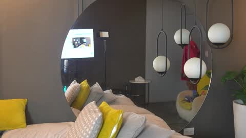 Kim online show from 11.24.25