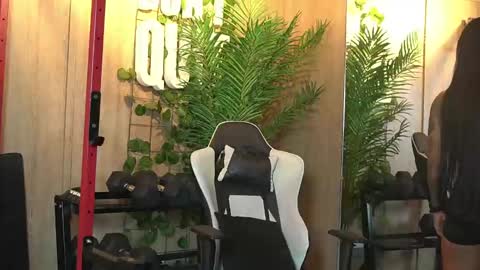 Snapshot of kim_beckett chatting on 04.04.26 Kim online show from 04.04.26