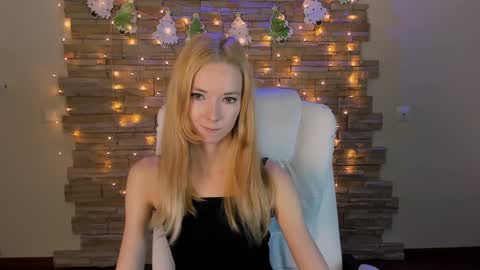 Snapshot of kim_boyd chatting on 01.03.25 kim_boyd online show from 01.03.25