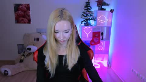 Snapshot of kim_boyd chatting on 01.13.25 kim_boyd online show from 01.13.25