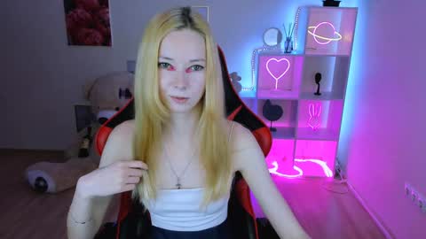 Snapshot of kim_boyd chatting on 01.31.25 kim_boyd online show from 01.31.25